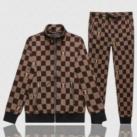 Picture of LV SweatSuits _SKULVM-3XL99029141